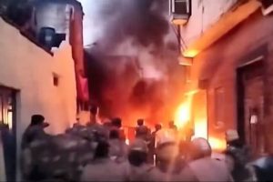 Haldwani Violence Riots lady constable video viral
